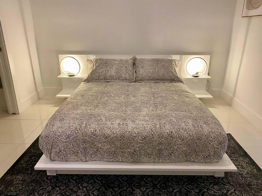 Across The Ocean Few Steps To Beach Contemporary Three Bedroom Townhouse Pompano Beach Εξωτερικό φωτογραφία