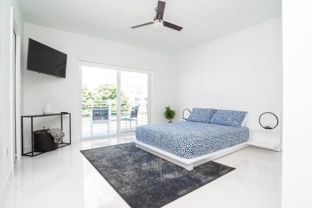 Across The Ocean Few Steps To Beach Contemporary Three Bedroom Townhouse Pompano Beach Εξωτερικό φωτογραφία